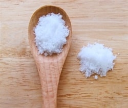 塩に添加されるアルミニウム